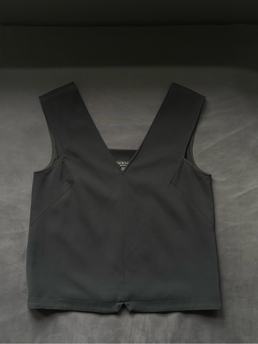rag & bone Black V-Neck Sleeveless Tank